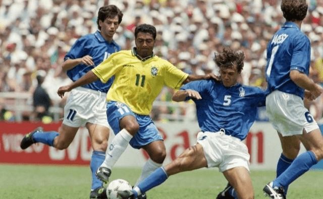 美国足球发 美国足球发