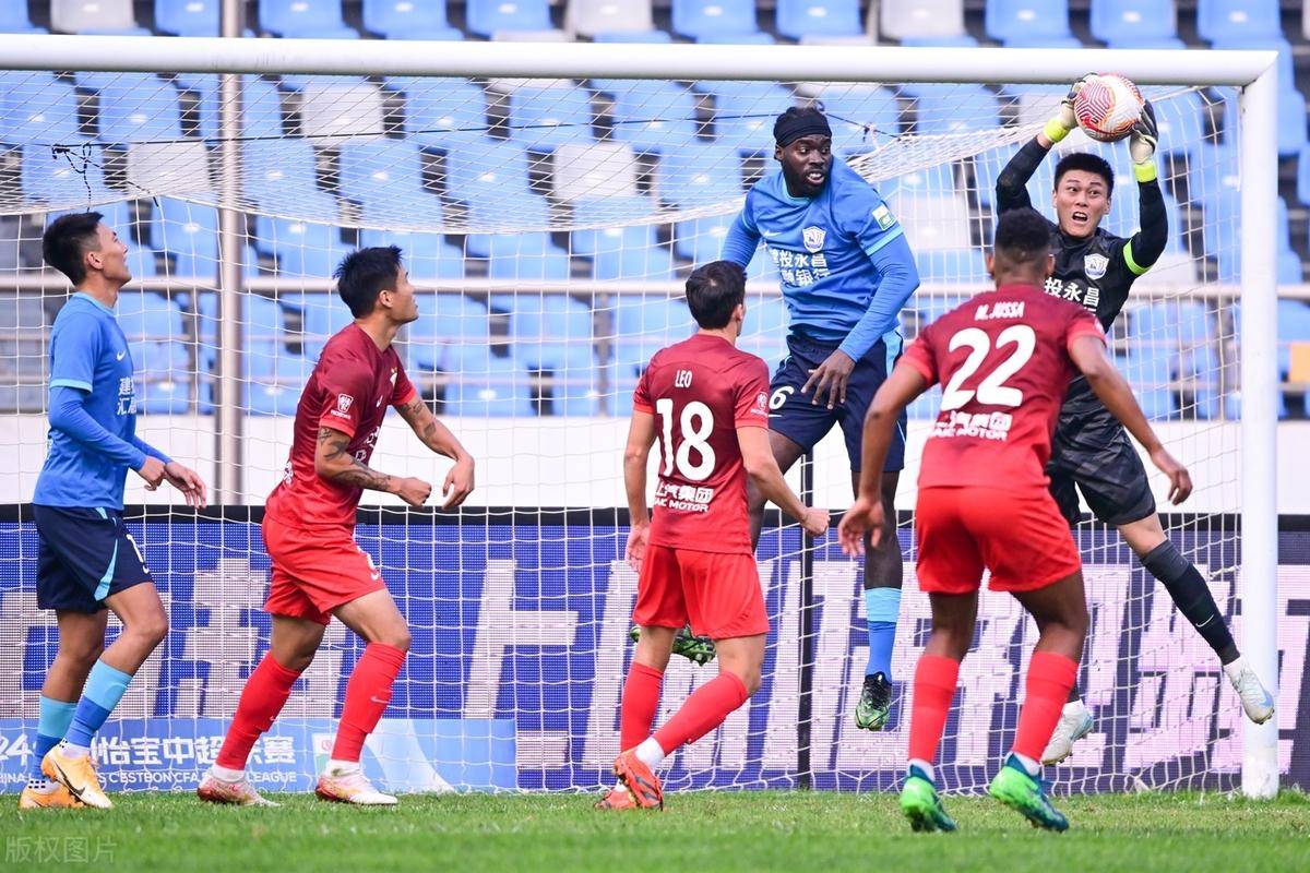 他需要在保 他需要在保