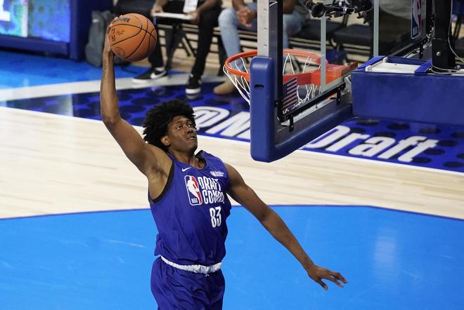 巨大优势 巨大优势